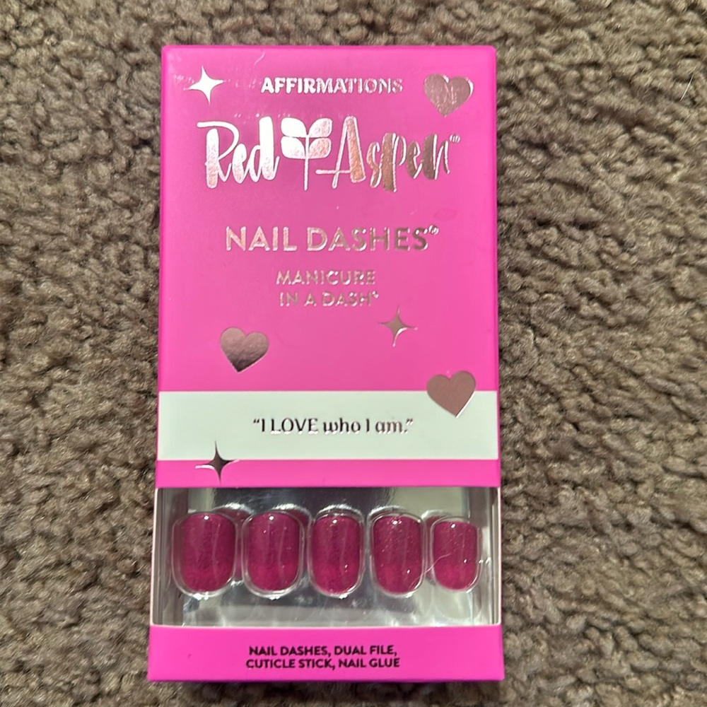 Red aspen nail dash